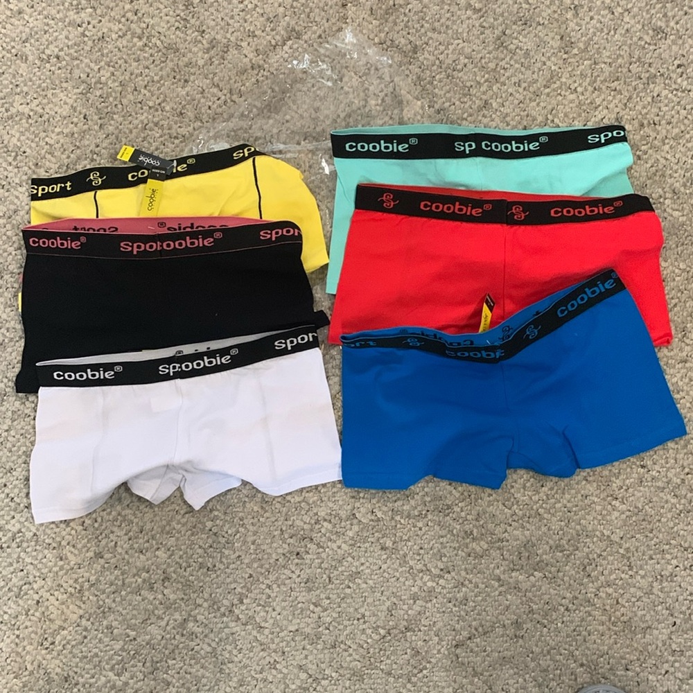 Coobie 6 pairs of boy brief underwear Size Large
